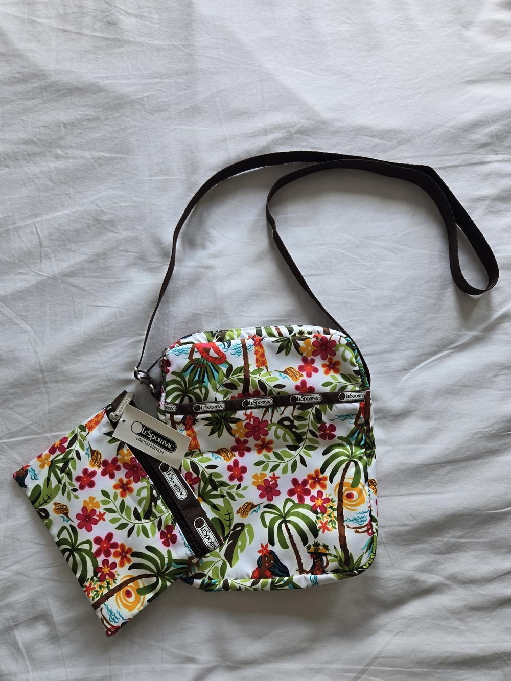 NWT LeSportsac Hawaii Exclusive Edna Crossbody Bag Set - Hula Chocolate